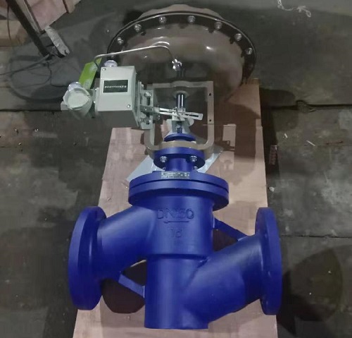 氣動襯氟調節閥